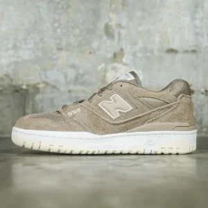Q7266 New Balance 550 Mushroom