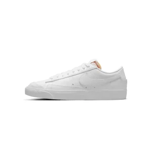 Q7389 Nike Blazer Low 77 White