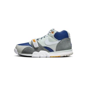 Q7381 Nike Air Trainer 1 Mid Split Light Silver