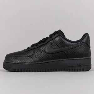 Q7327 Nike Air Force 1 SP Black