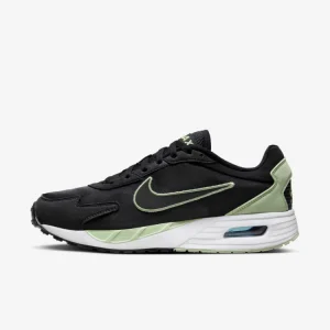 Q7366 Nike Air Max Solo Black